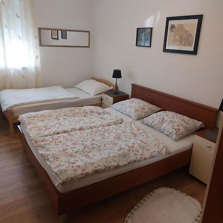 Apartment Ivanely 扎达尔 外观 照片