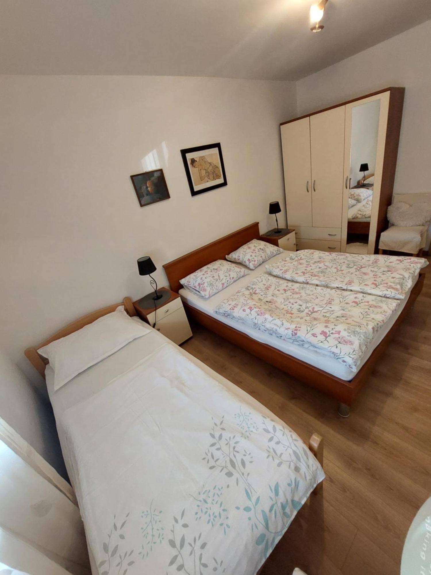 Apartment Ivanely 扎达尔 外观 照片